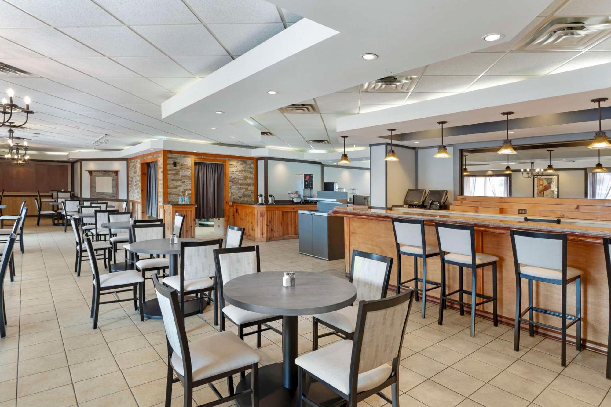 Best Western Mill River Manor Rockville Centre Buitenkant foto